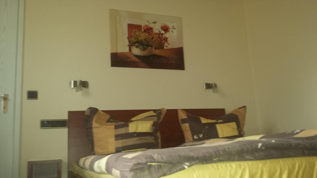 Hotel Restaurant Platamon Feuchtwangen Cameră foto